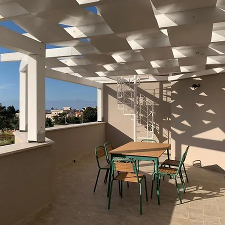 Terrace Ini Terrasini