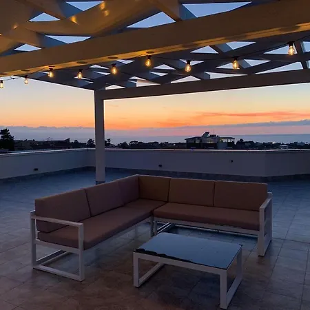 Terrace Ini * Terrasini
